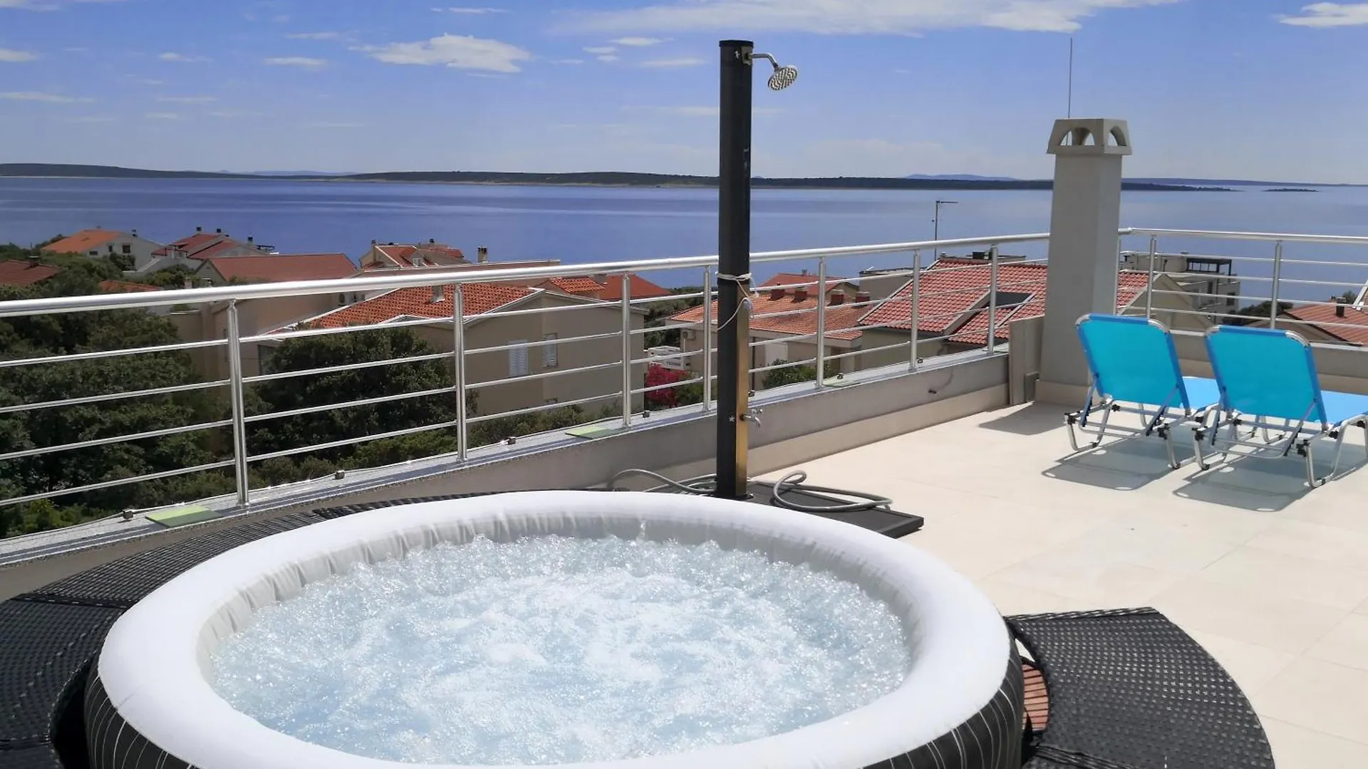 Maun Apartment Mandre 0*,