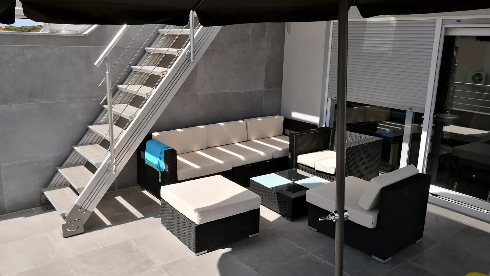 Maun Apartment Mandre